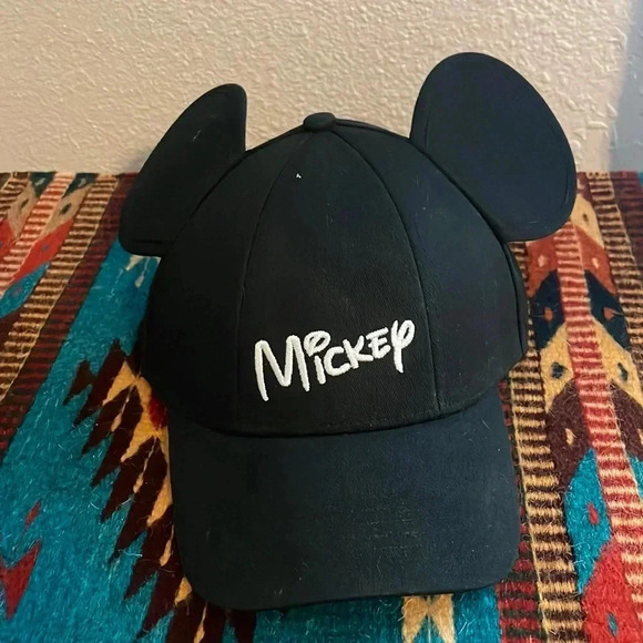 Disney Mickey Mouse Ears Hat - Picture 1 of 5